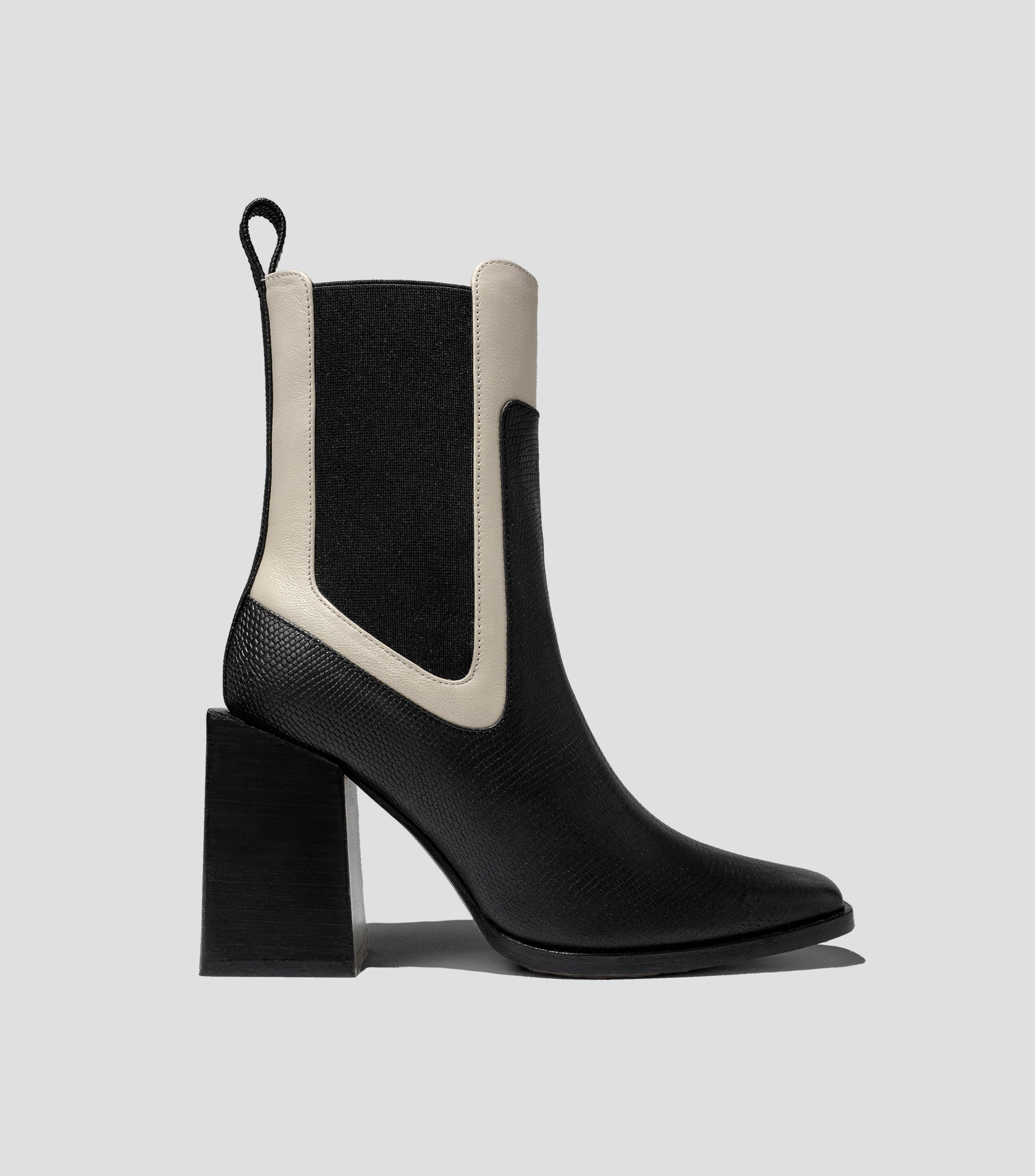 Botines en piel con tacón alto cuadrado Mujer